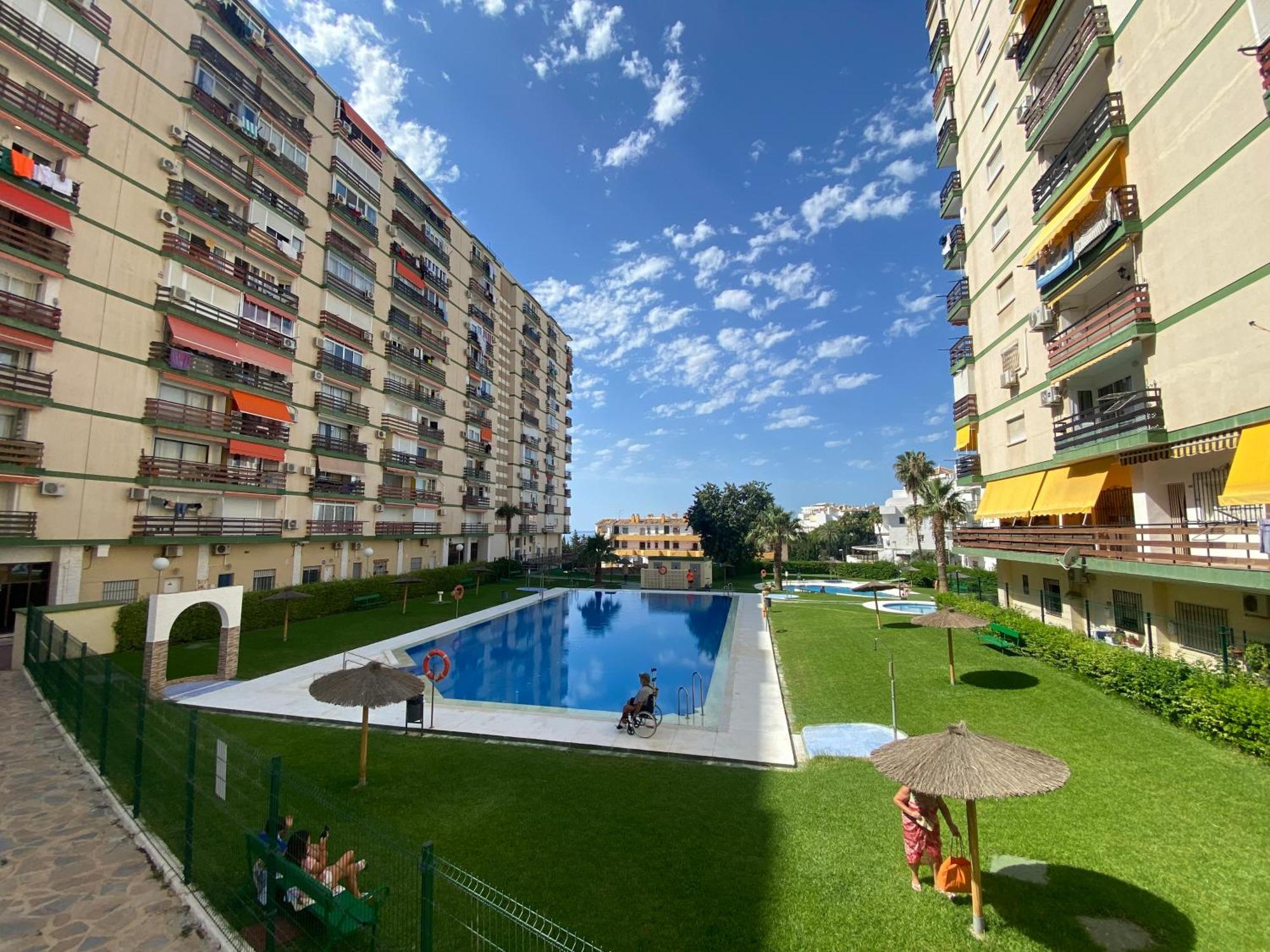 Apartamentos Naciones Playa, Los Molinillos Benalmádena Exterior foto